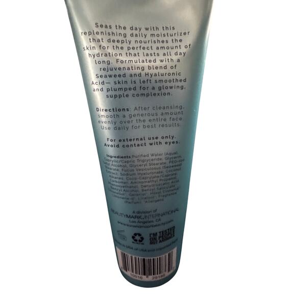 Sun & Moon Seas the Day Plump Perfect Daily Facial Moisturizer NIB - Picture 5 of 5